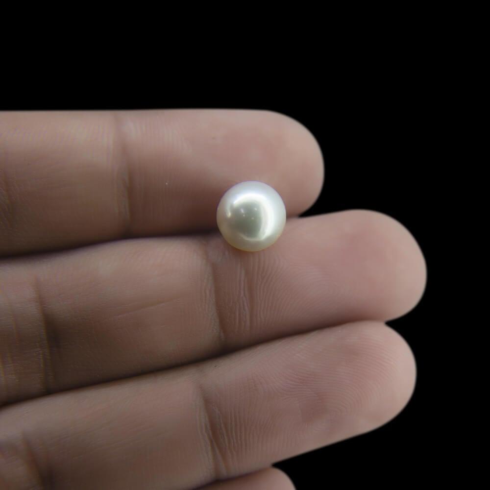 South Sea Pearl - 9.87 Carat