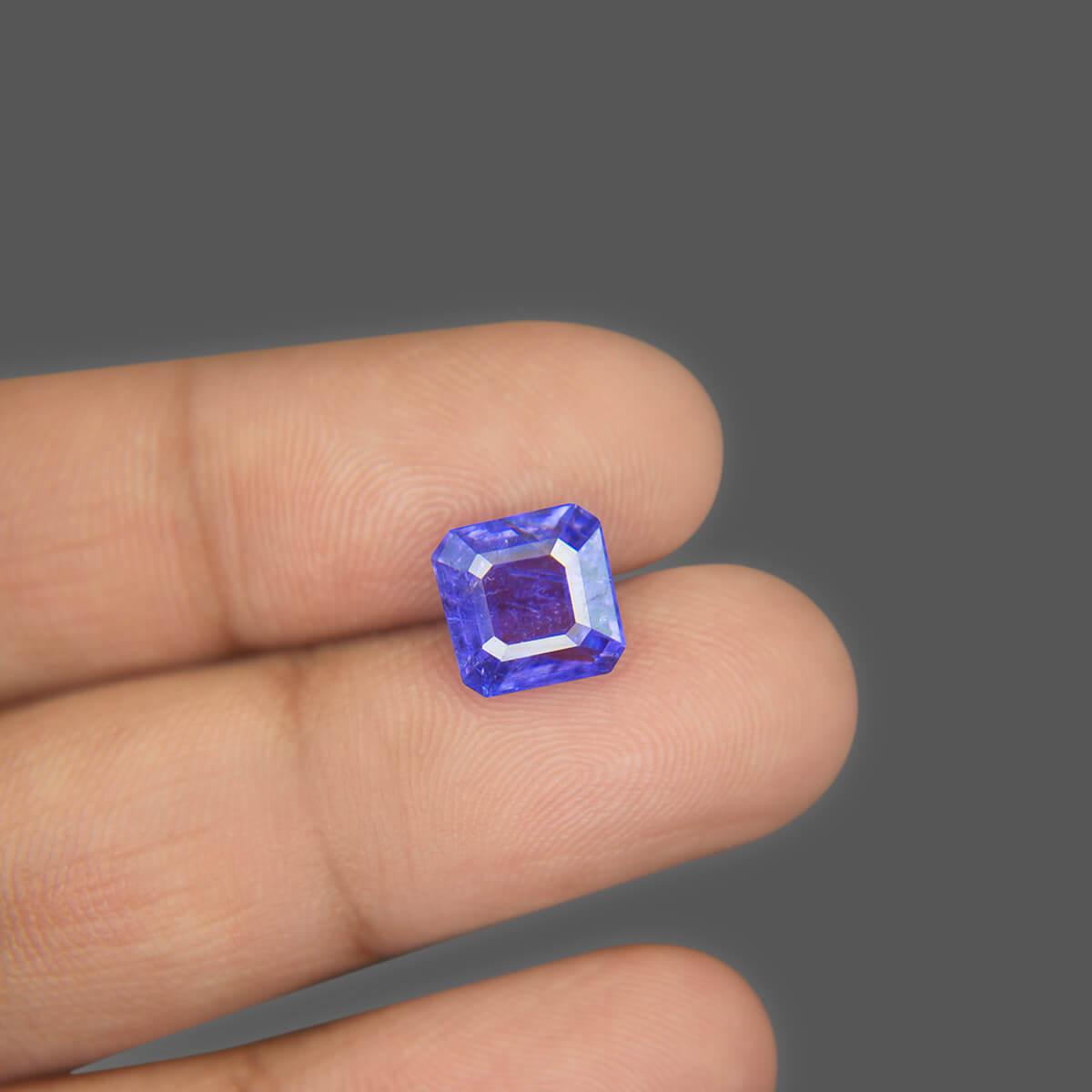 Tanzanite - 3.46 Carat