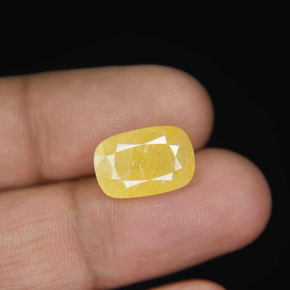 Yellow Sapphire - 9.13 Carat
