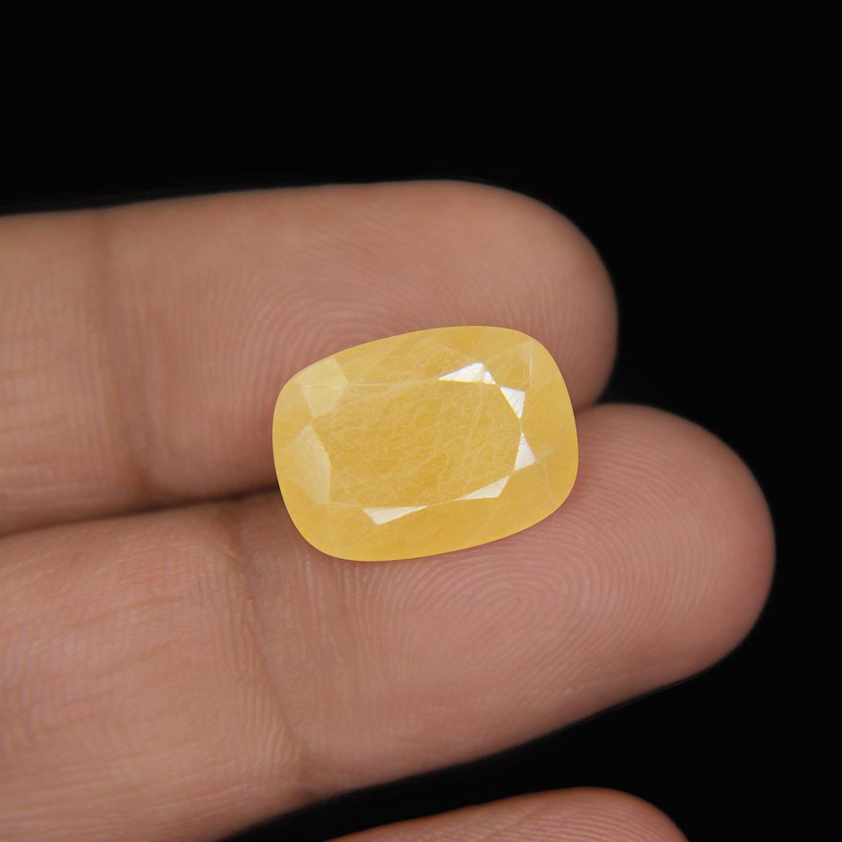 Yellow Sapphire - 8.52 Carat
