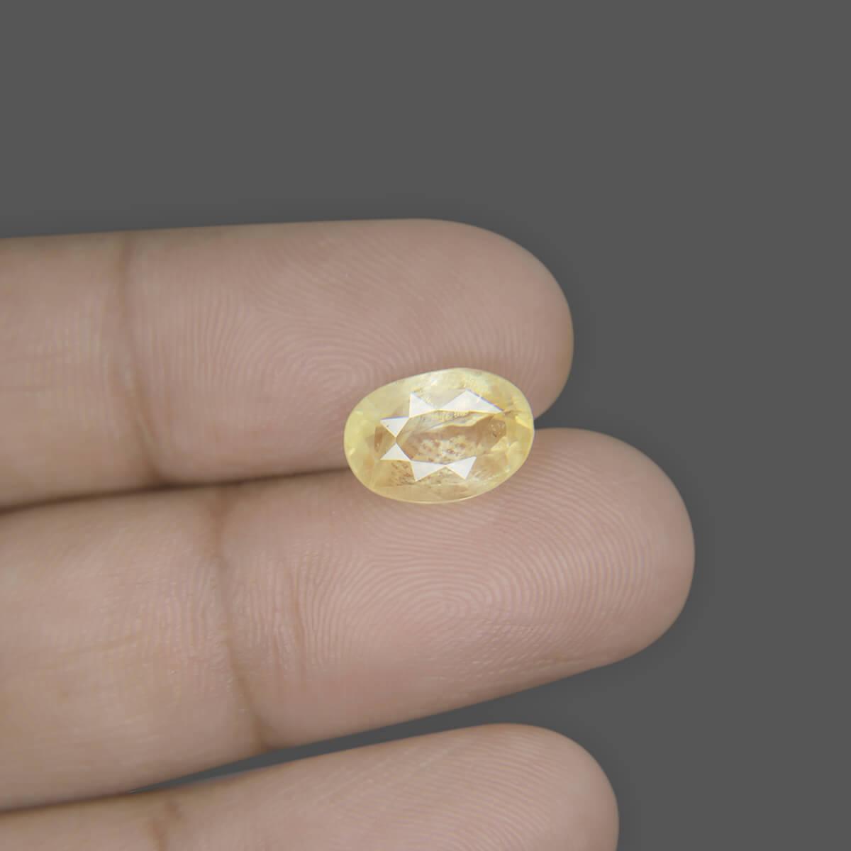 Yellow Sapphire - 5.04 Carat