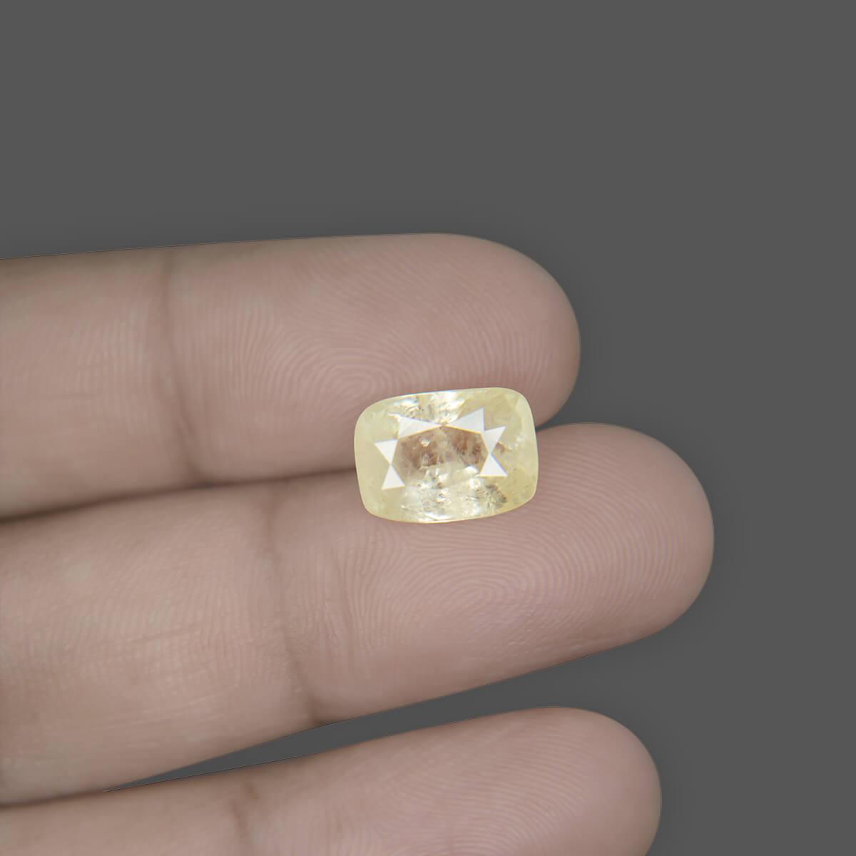 Yellow Sapphire - 5.95 Carat