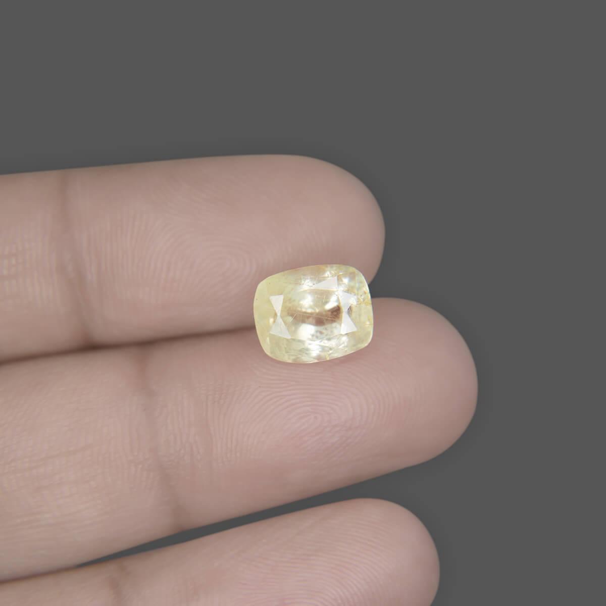 Yellow Sapphire - 5.55 Carat