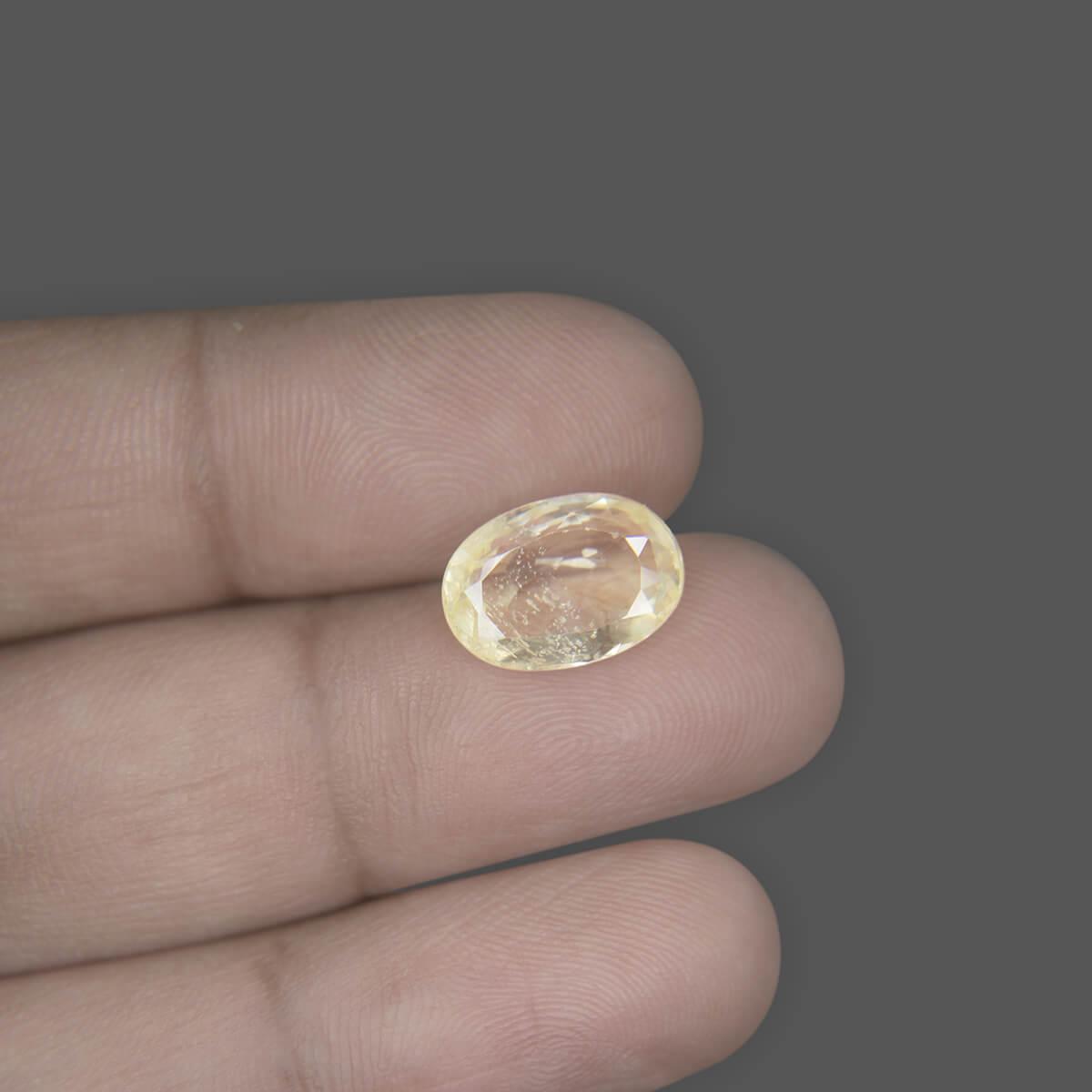 Yellow Sapphire - 6.54 Carat