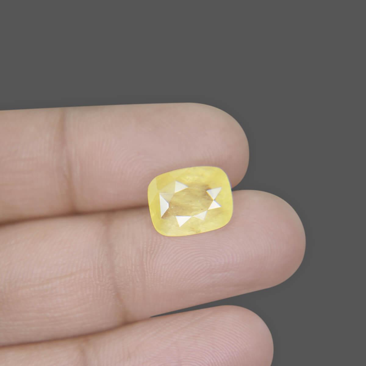 Yellow Sapphire - 6.64 Carat