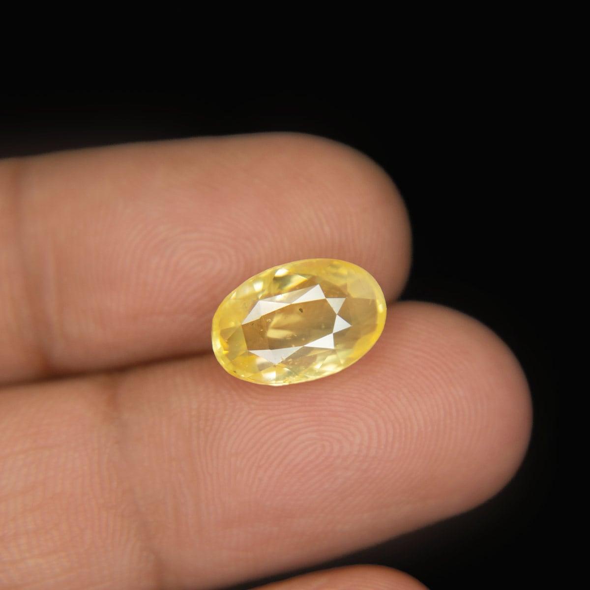 Yellow Sapphire - 6.06 Carat