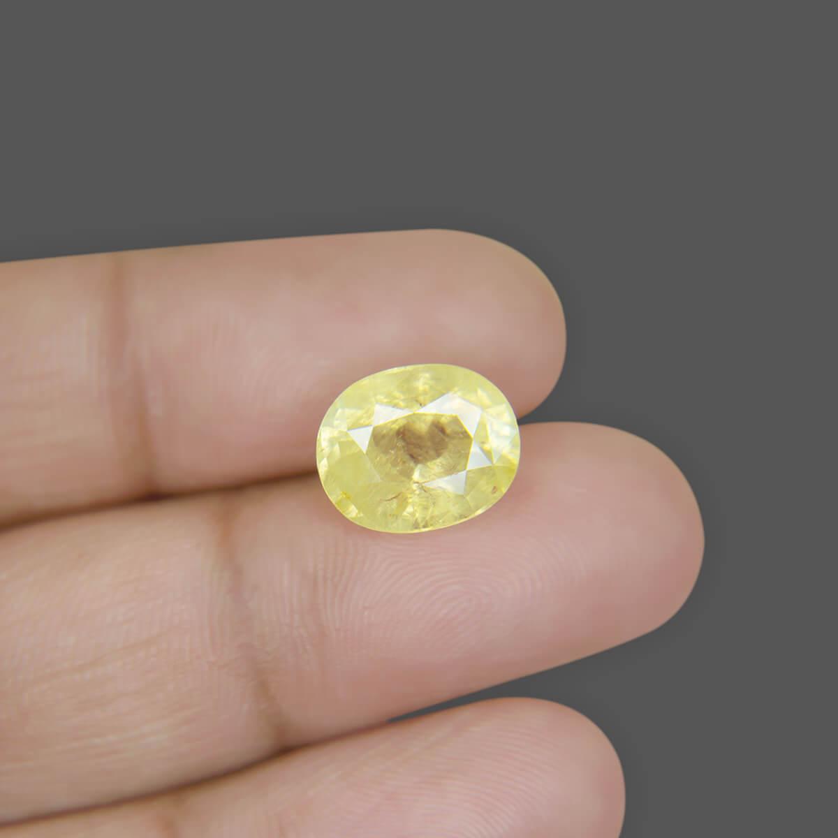 Yellow Sapphire - 7.46 Carat