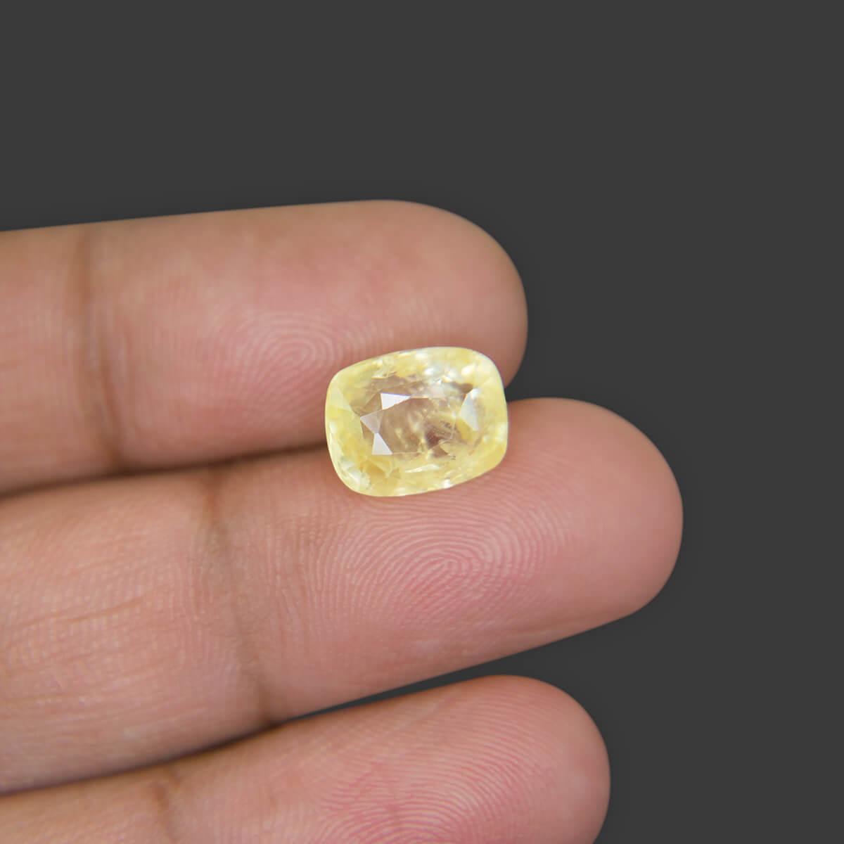 Yellow Sapphire - 6.44 Carat