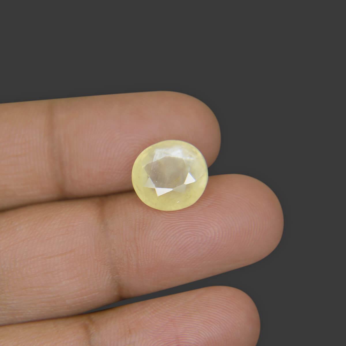 Yellow Sapphire - 9.15 Carat
