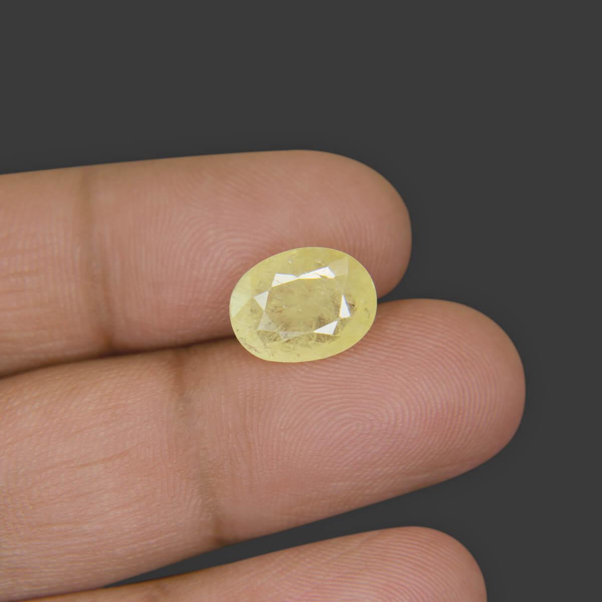 Yellow Sapphire - 6.15 Carat