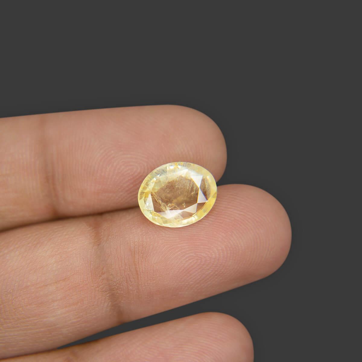 Yellow Sapphire - 4.93 Carat