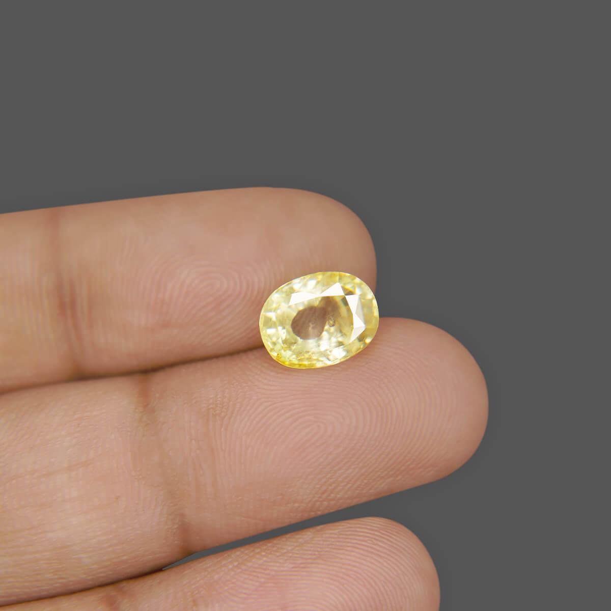 Yellow Sapphire - 4.00 Carat