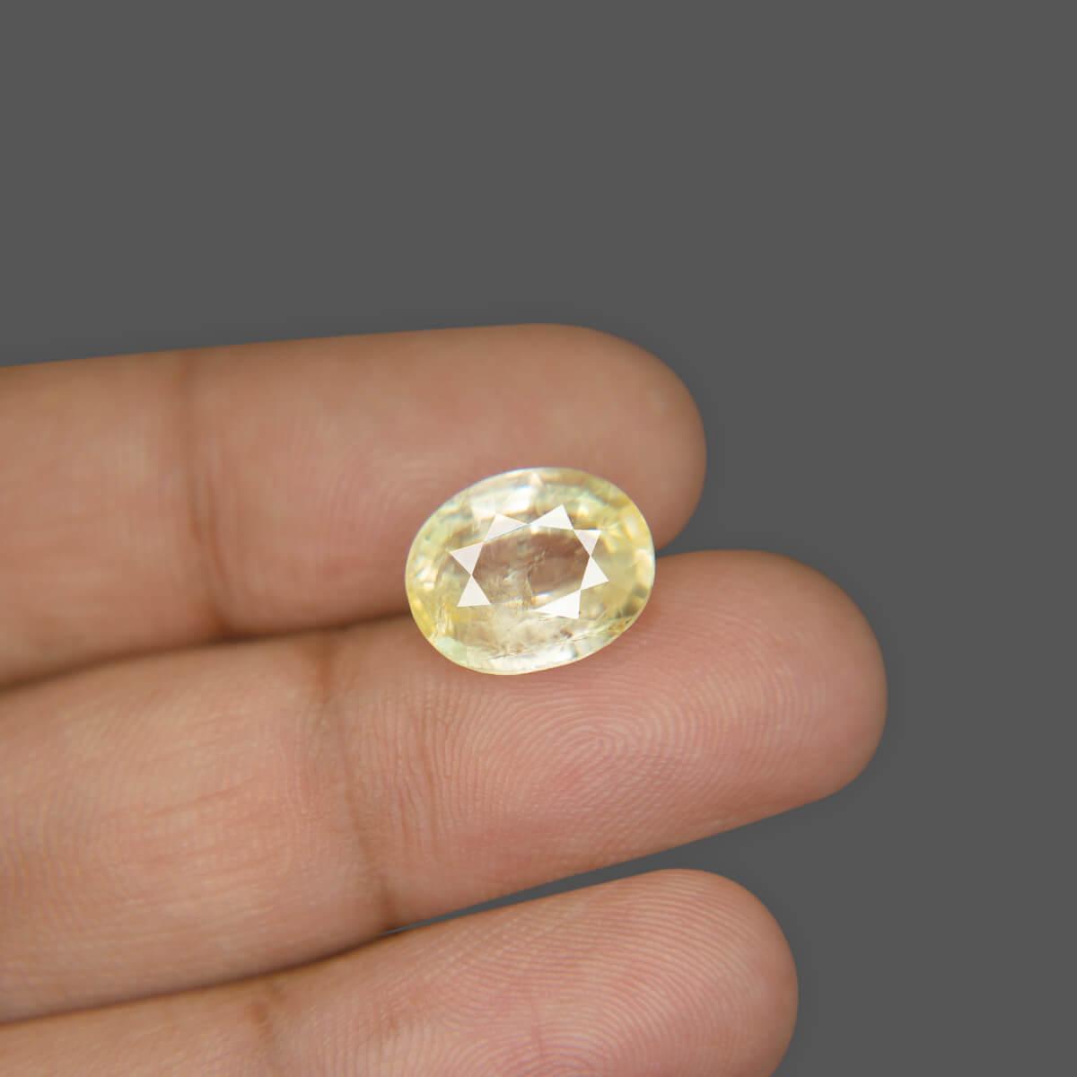 Yellow Sapphire - 8.74 Carat