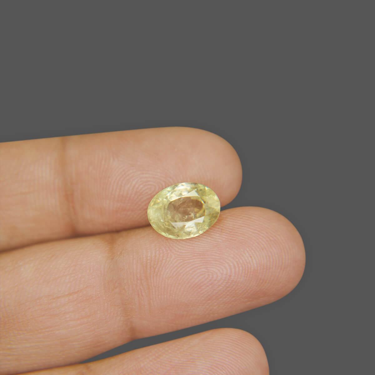 Yellow Sapphire - 4.00 Carat