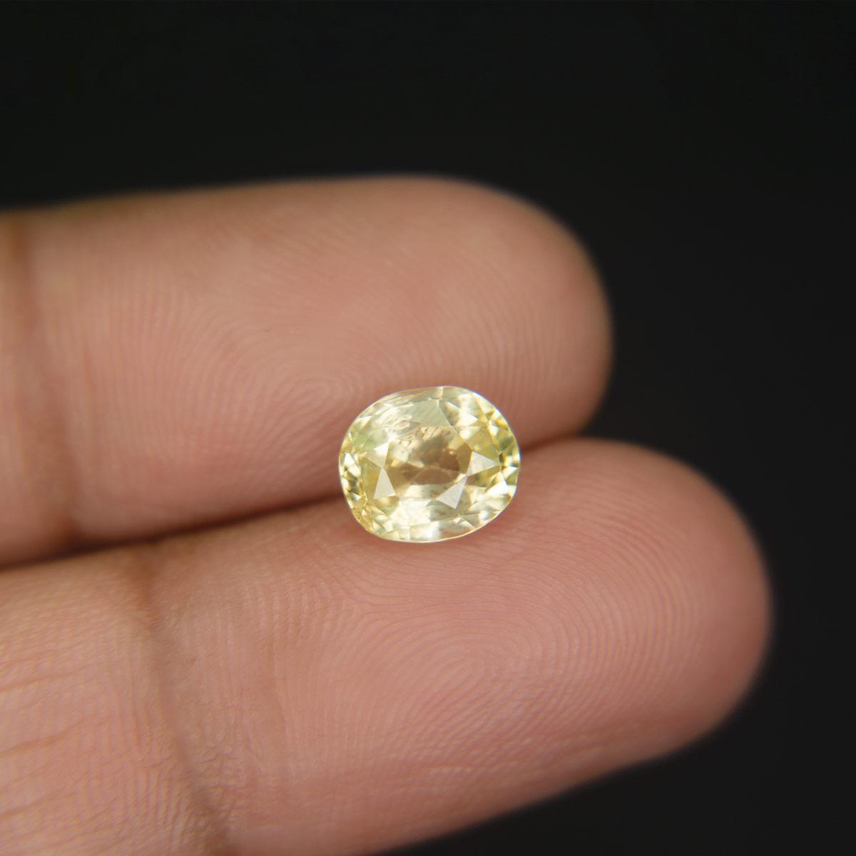 Yellow Sapphire - 3.09 Carat